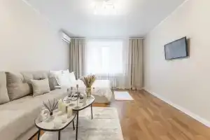 Na Chistopolskoy Apartments