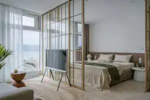 Marisol Barcelona Premialnyi apartament v tsentre s vidom na more, Sochi