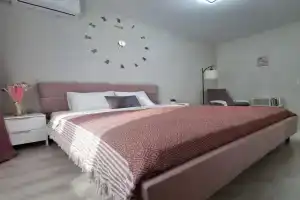 na Beregu Reki Voronezh Apartments, Voronezh