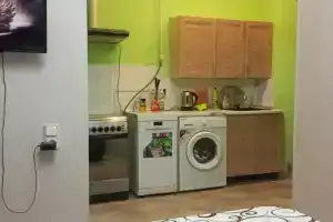 S 3 Spalnyami Apartments, Yeysk