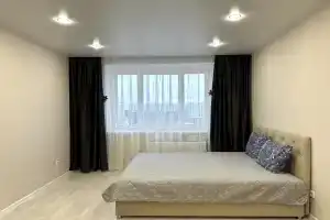 Ryadom Gospital Mat i Ditya v Novostroyke Apartments, Tyumen