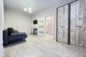 Studiya na Voronina vozle Dramteatra Apartments, Kaluga