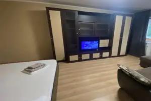 Ryadom S Bulvarom Geroyev Flat, Novokuznetsk