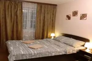 Uyutnaya I Prostornaya 2-Kh Komnatnaya Kvartira Flat, Apatity