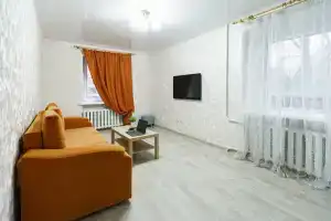V 5 Minutakh Ot Tsentra Flat, Ulyanovsk