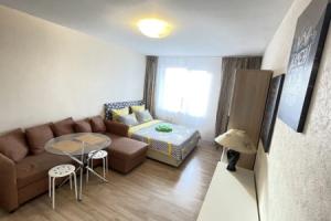 Prospekt Astrakhova 9 Apartments, Mytishchi