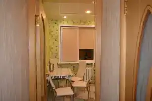 Na Leyteyzena 5 Flat, Tula