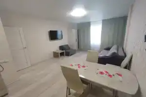 2kh Komnatnaya V Industrialnom Rayone Flat, Perm