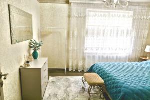 Uyutnaya s Vidom Na Gory Flat, Tyrnyauz