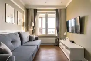 Apartments Sutki Rent c dizaynerskim remontom i otlichnym vidom, St. Petersburg