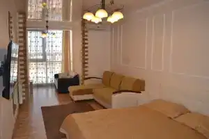 Ot Lyudmilyi Apartament (Kol'covskaja 9), Voronezh