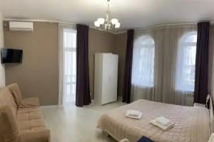 Klassicheskie s balkonom Apartment, Sevastopol