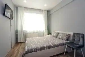 V Shelekhove 13 Flat, Shelehov