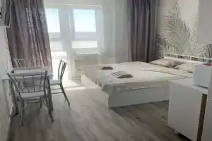 Uyutnaya Ryadom S Parkom I Lesom Flat, Ekaterinburg