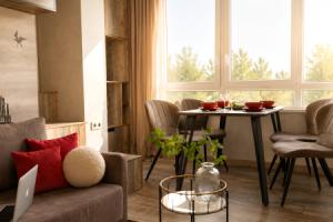 Na ul. Geroja Ivana Kostina v ZhK Solnechnyj Bereg Apartments, Kirov