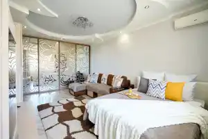 Svetlaya V Elitnom Rayone Flat, Krasnodar