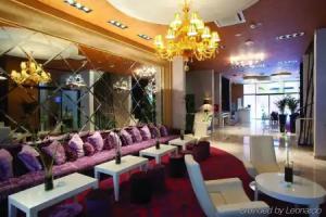 Crystal Hotel, Belgrade