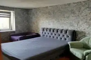 Trekhkomnatnaya S Vidom Na Papk Pobedy Flat