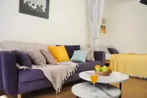 V Istoricheskom Tsentre Na Naberezhnoy Na 6 Chelovek Flat, Samara