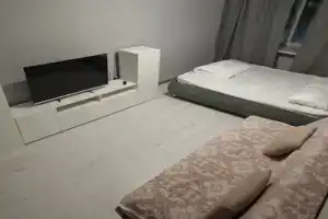 Kirova 39 dvushka Flat, Kirovsk