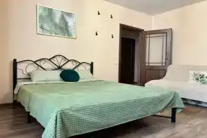 Odnokomnatnaya Na Revolyutsionnoy Flat, Samara