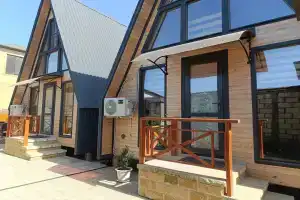 Domik Bungalo U Morya Bungalow, Derbent