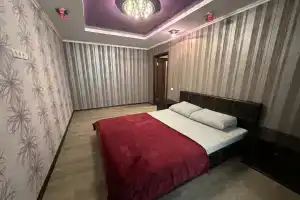 Na Ulitse Mate Zalki 7А Apartments, Simferopol