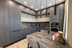Shikarnaya S Terrasoy I Dizayn-Remontom Flat, Tyumen