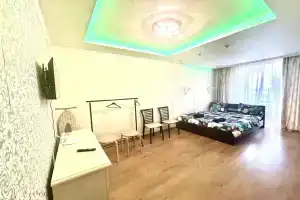 Otlichnye v Tikhom Rayone Apartments