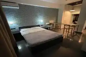 Apartment Apart Stereo 1