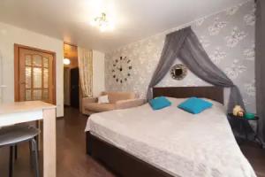 Nochnik Na Ervye 24 flat, Tyumen