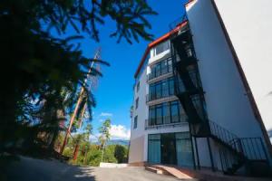 Hotel & restaurant Emerald Borjomi, Borjomi