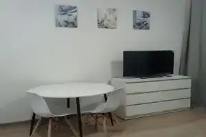 Uyutnaya Studiya Na Novoy Botanike Flat, Ekaterinburg