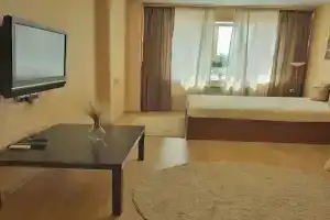 Ot Lyudmilyi na Revolyutsii 1905 31v Apartments, Voronezh