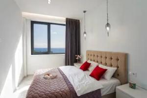 Skay Plaza s Vidom na More i Svoim Plyazhem Apartments, Yalta