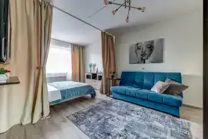 ONLY na Staroderevenskoy Apartments, St. Petersburg