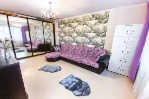 Luchshiy Servis Posutochno 50 Flat, Lobnya