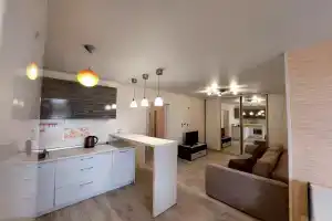 V Tsentre V Novom Dome Na Revolyutsionnaia 68 Flat, Ufa