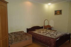Uyutnaya Vozle Narzanoy Galerei G Kislovodsk Flat, Kislovodsk