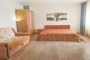 Ot Lyudmilyi Na Revolyutsii 1905 Goda Apartments, Voronezh