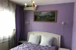 Arsenal Hotel, Dobrograd