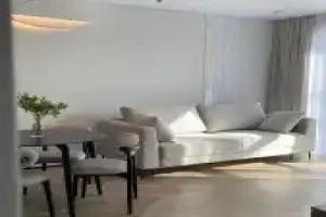 Lofthouse Flat, Orenburg