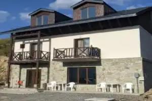 Khando 2023 Guest House, Gudauri