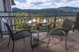 Aiora Suites Guesthouse, Vitina