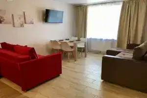 Yevrodvushka Ryadom S Akademiey Tennisa I Dvortsom Sporta, 3 Spalnykh Mesta Flat, Ryazan