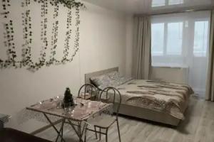 Na Ulitse Kommunarov 122 Flat, Gorelovo