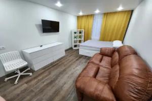 Na Molodyozhnaya 13 Apartments, Novy Urengoy