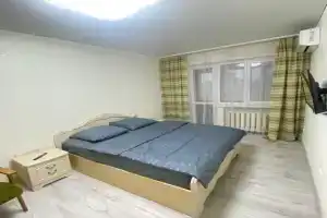 Na Krasnoy Flat, Kropotkin