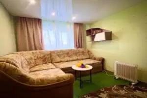 Na Ulitse Gagarina 21a Flat, Magadan
