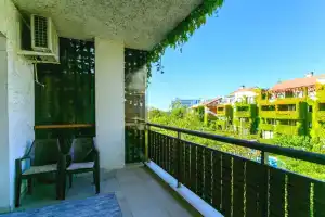 Na Ul Triumfalnaya 12 korpus 5 Flat, Adler